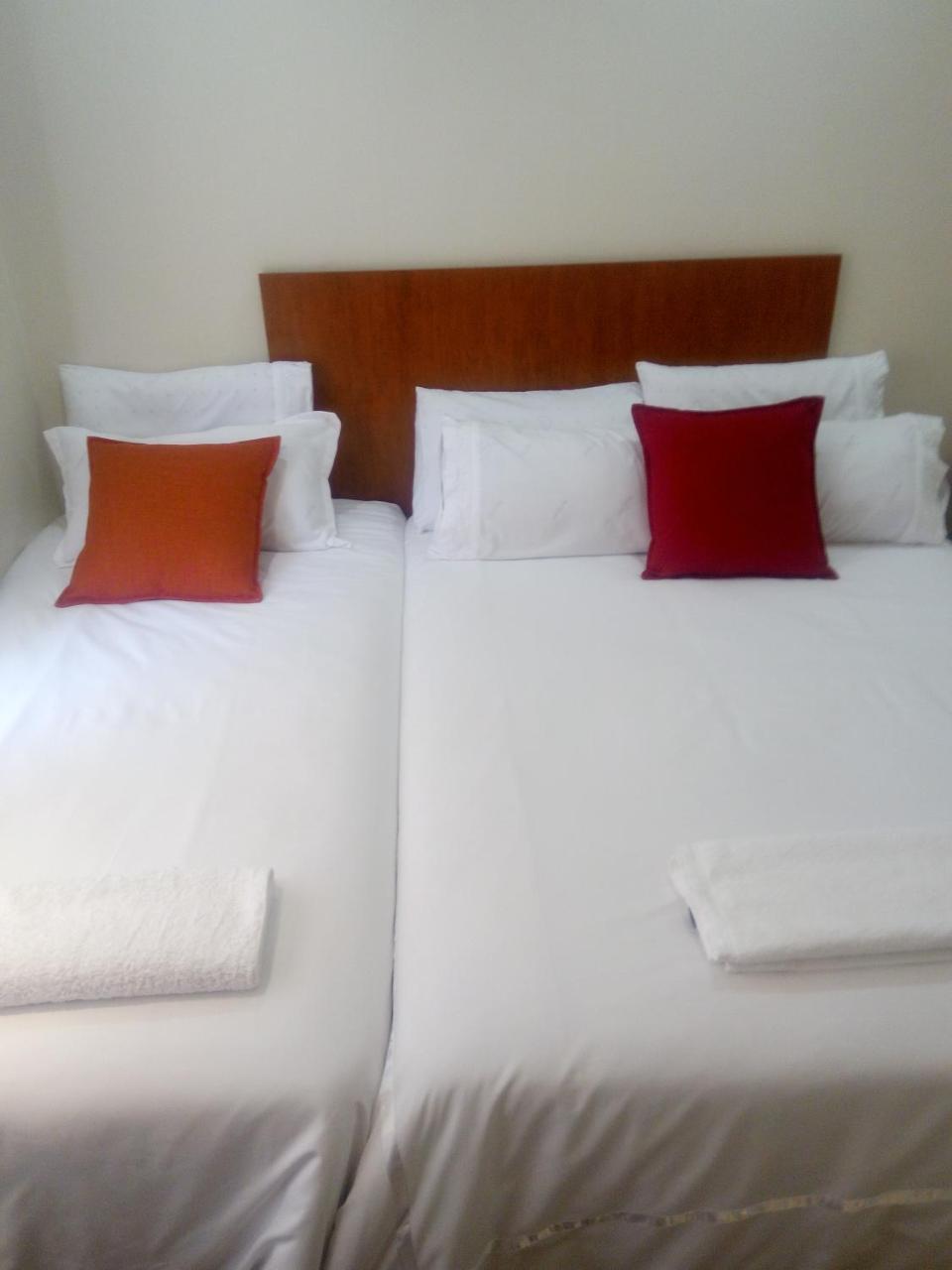 Eros Guest Inn Francistown Eksteriør bilde